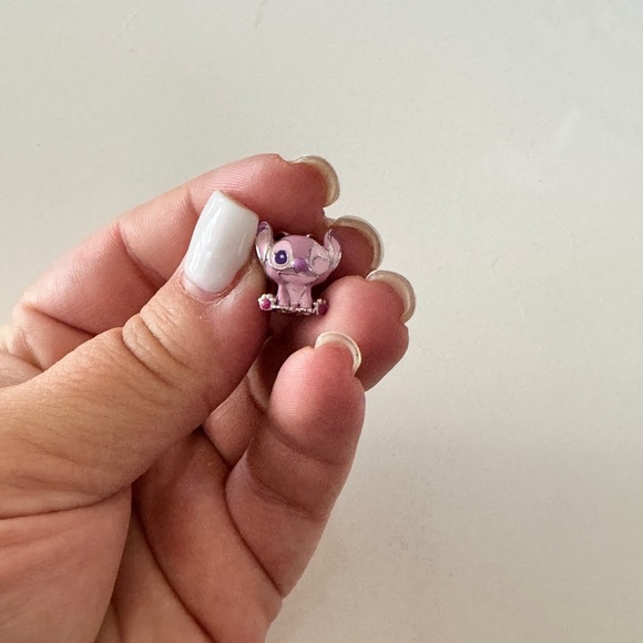 NEW Disney Lilo & Stitch Angel Charm
Sterling silver - Picture 6 of 10